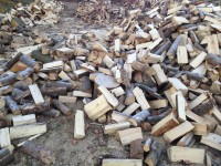 Palivové dřevo Smilovice, dřevo na topení Smilovice, štípané dřevo Smilovice